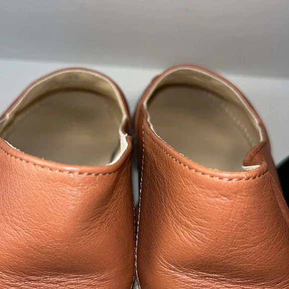 Tod’s Light Brown Leather Whipstitched Espadrilles